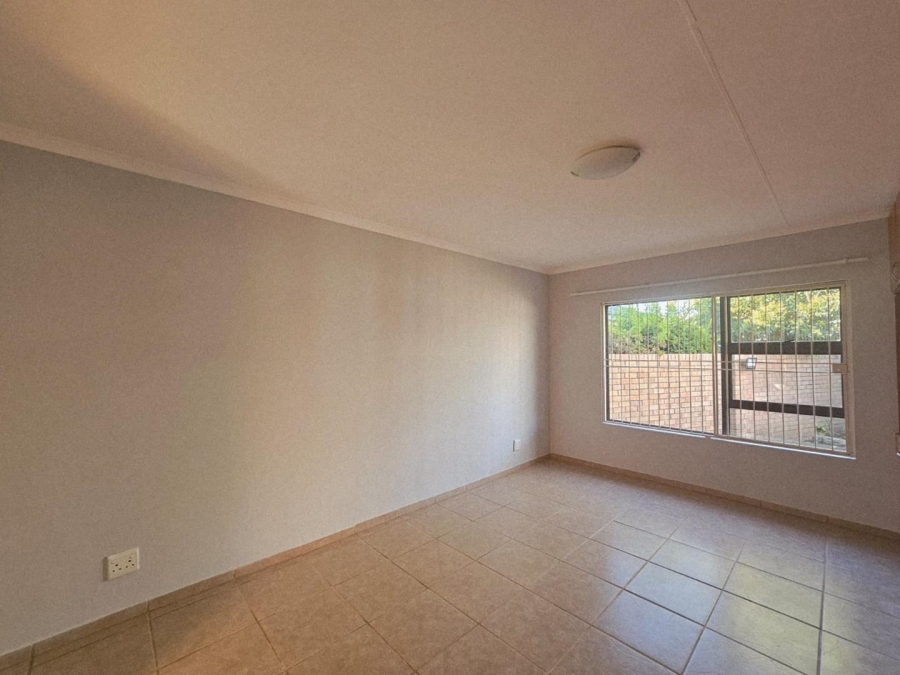 To Let 3 Bedroom Property for Rent in Ladybrand Free State